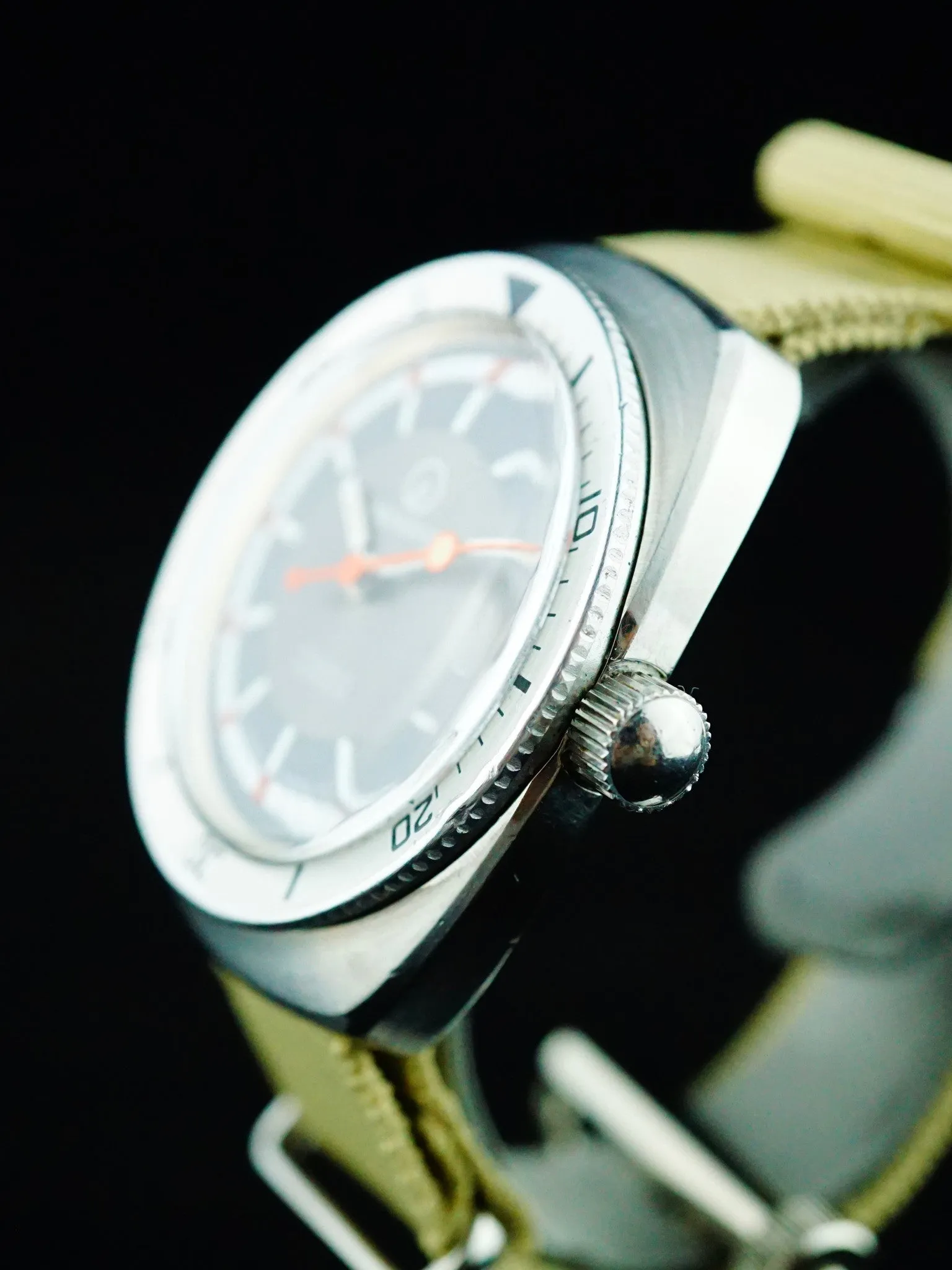 1970's AQUADIVE 20 Atm Dive Watch