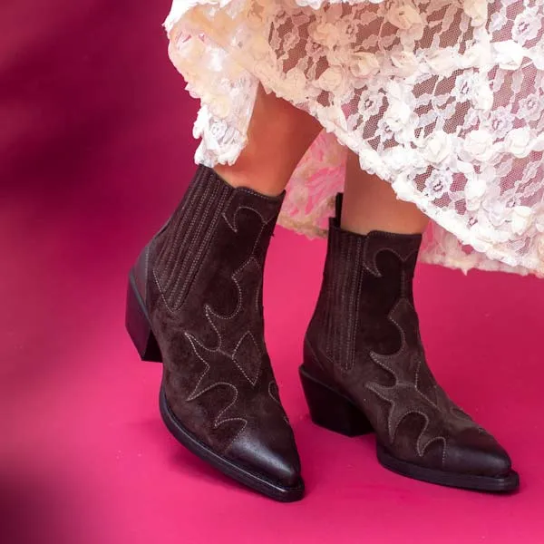 A34741 Chocolate | Western ankle boot