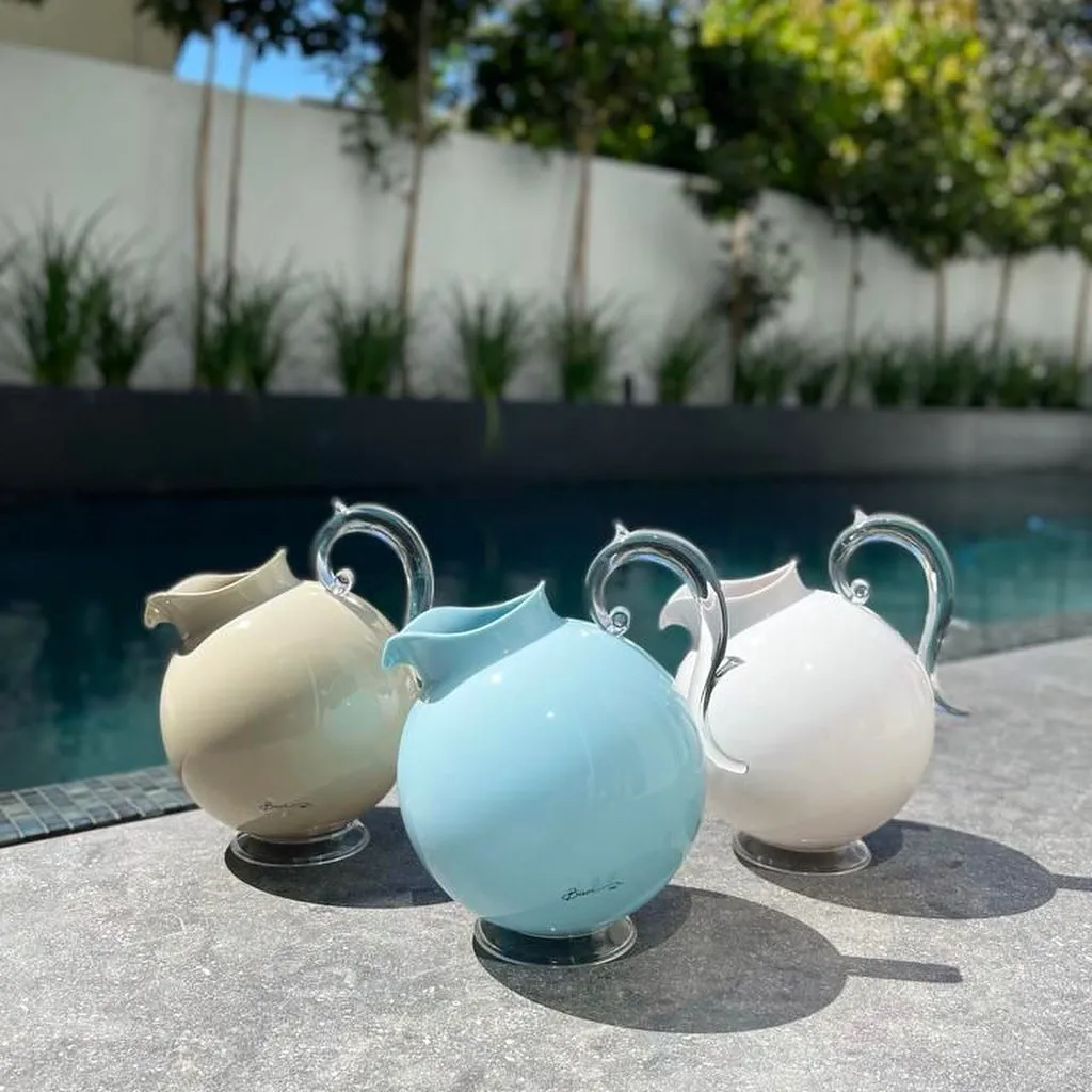 Aqua Acrylic Pitcher 2.25 Lt- Taupe