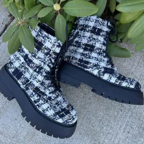 Aqua Sarge Tweed Lace-Up Platform Ankle Boots - Size 9.5