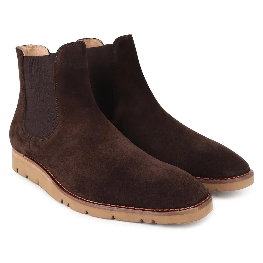 Brown Suede Chelsea Boots with Honey Extralight Sole