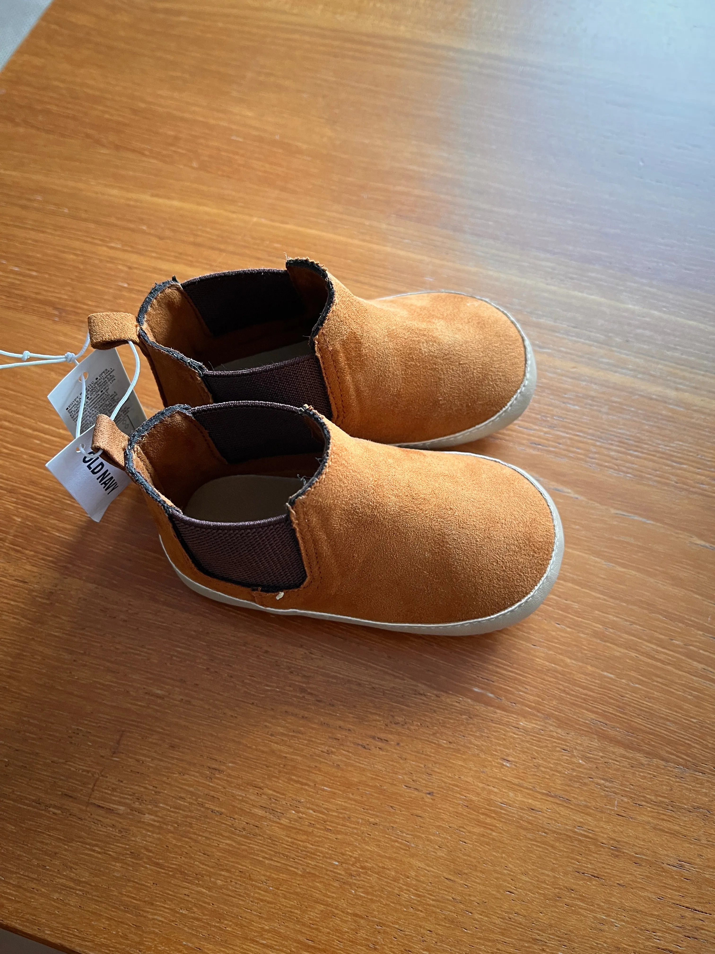 Chelsea boots, Shoes 4.5 (Walkers:12-24 mth)