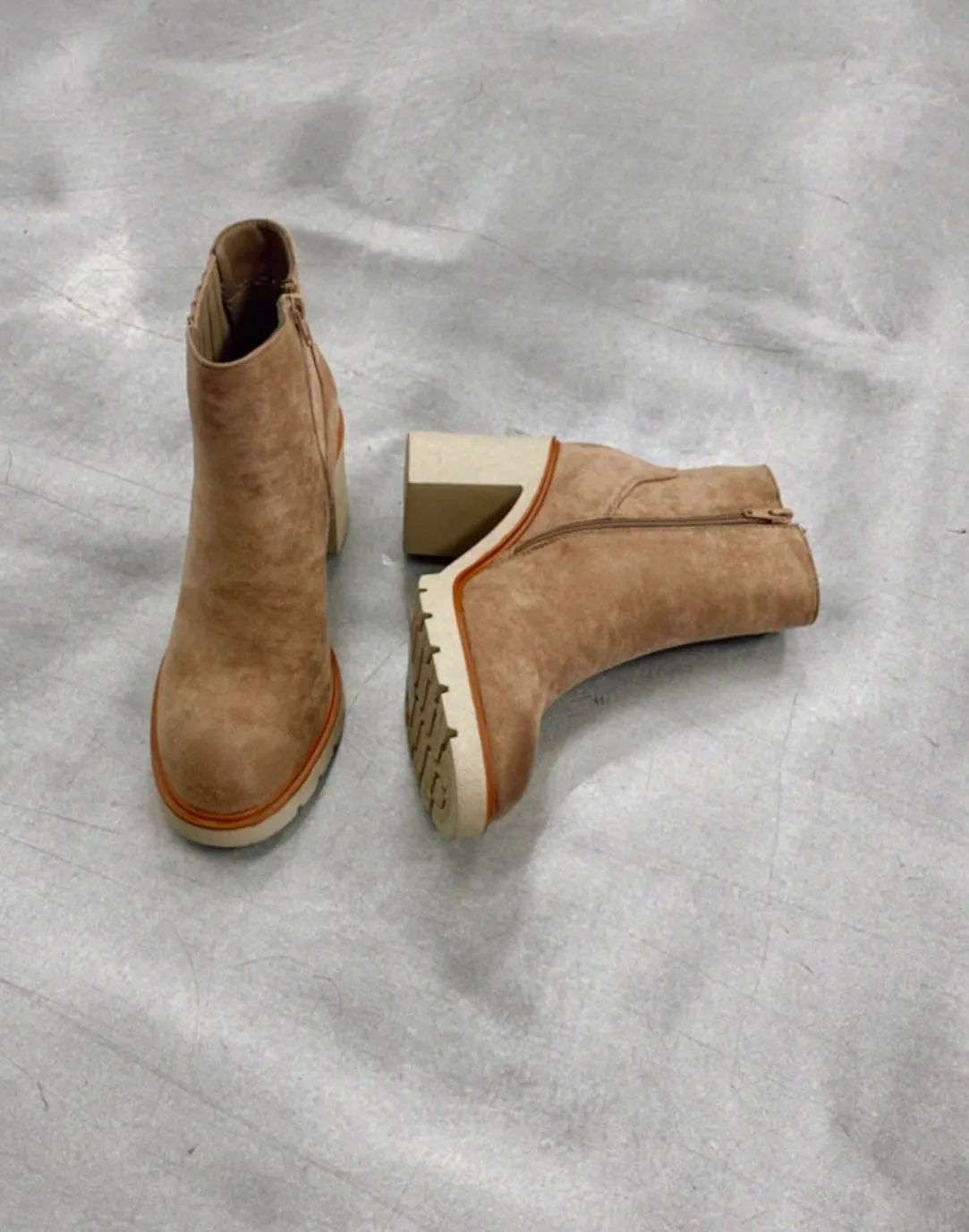 Chelsea Boots (Taupe) - SALE