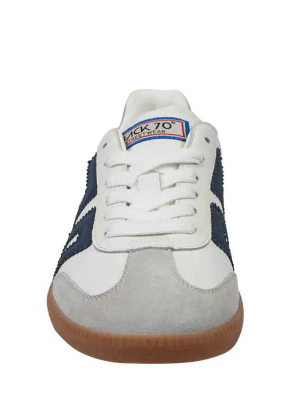 Cloud Sneaker in Navy