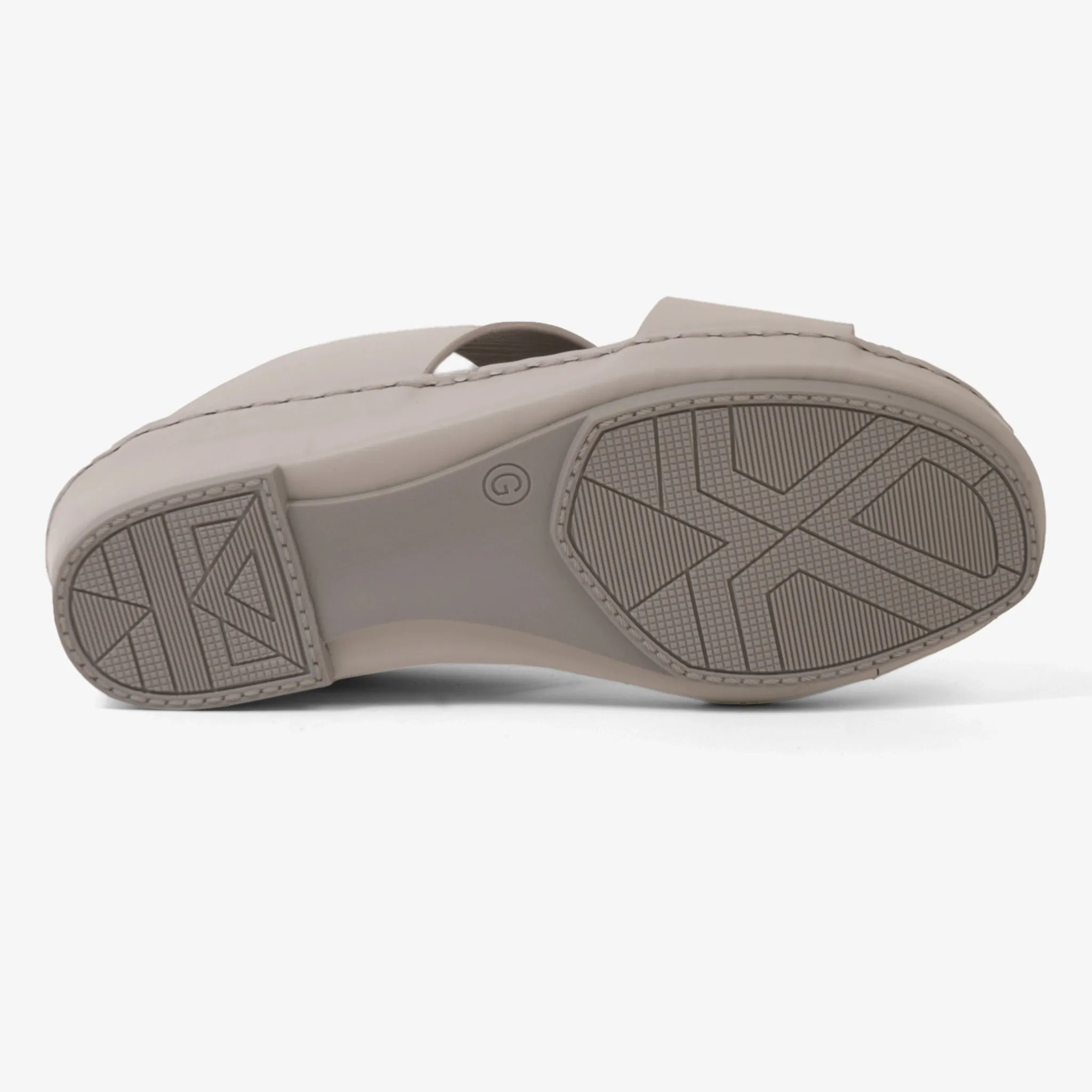 FARADA KIDS UNIQUE TEXTURED ACCENT SANDALS LIGHT GREY