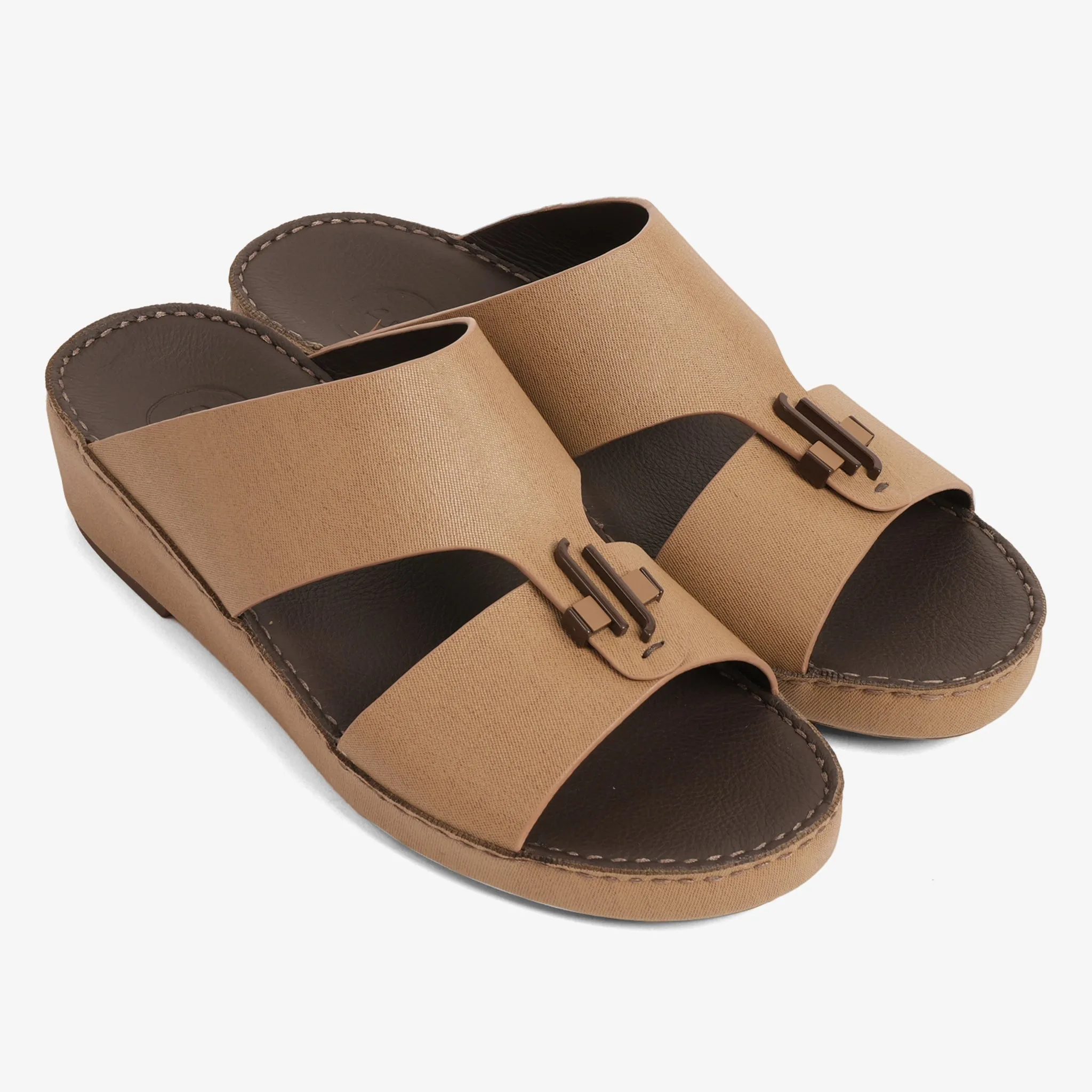 FARADA MENS UNIQUE TEXTURED ACCENT SANDALS DARK SAND