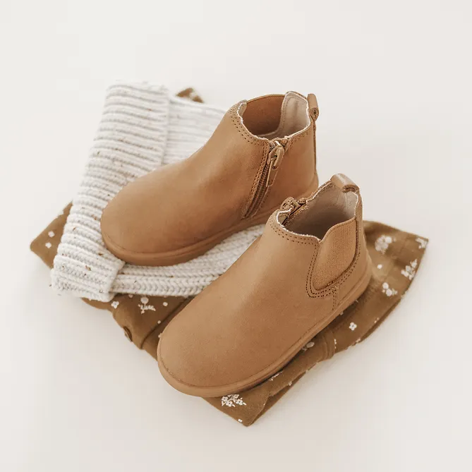 Leather Chelsea Boot | Color 'Sand' | Soft Sole