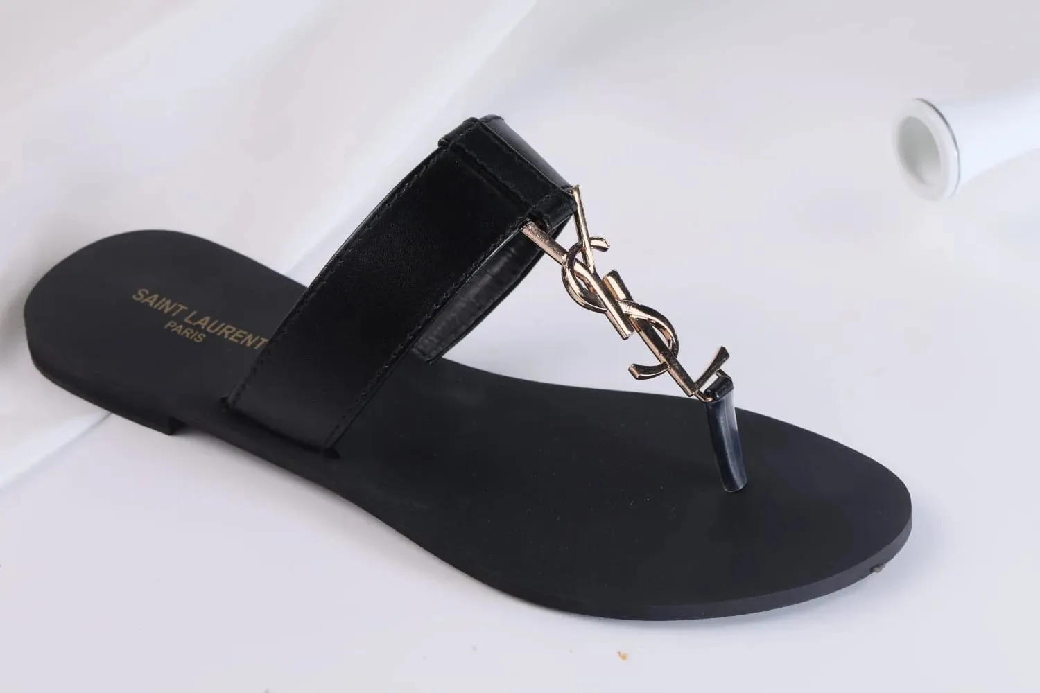 SAINT LAURENT CASSANDRA SLIPPER - BLACK