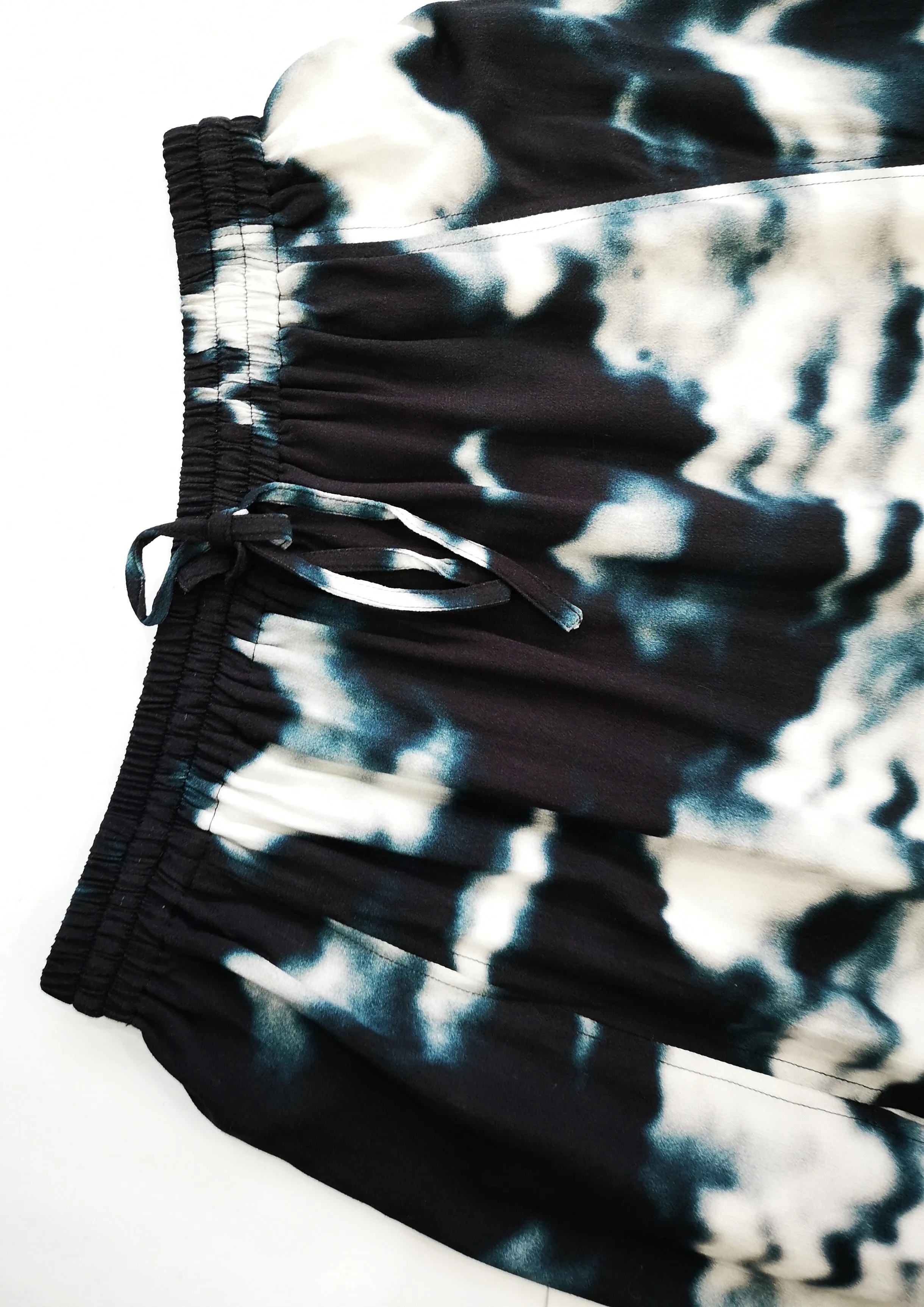 SKIRT LONG - SIDE SLOTS - VISCOSE print cloud black / white by BERENIK