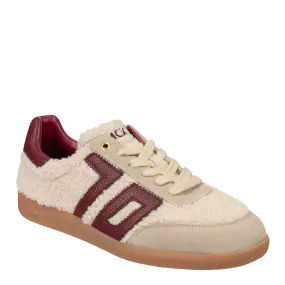 Teddy Sneakers