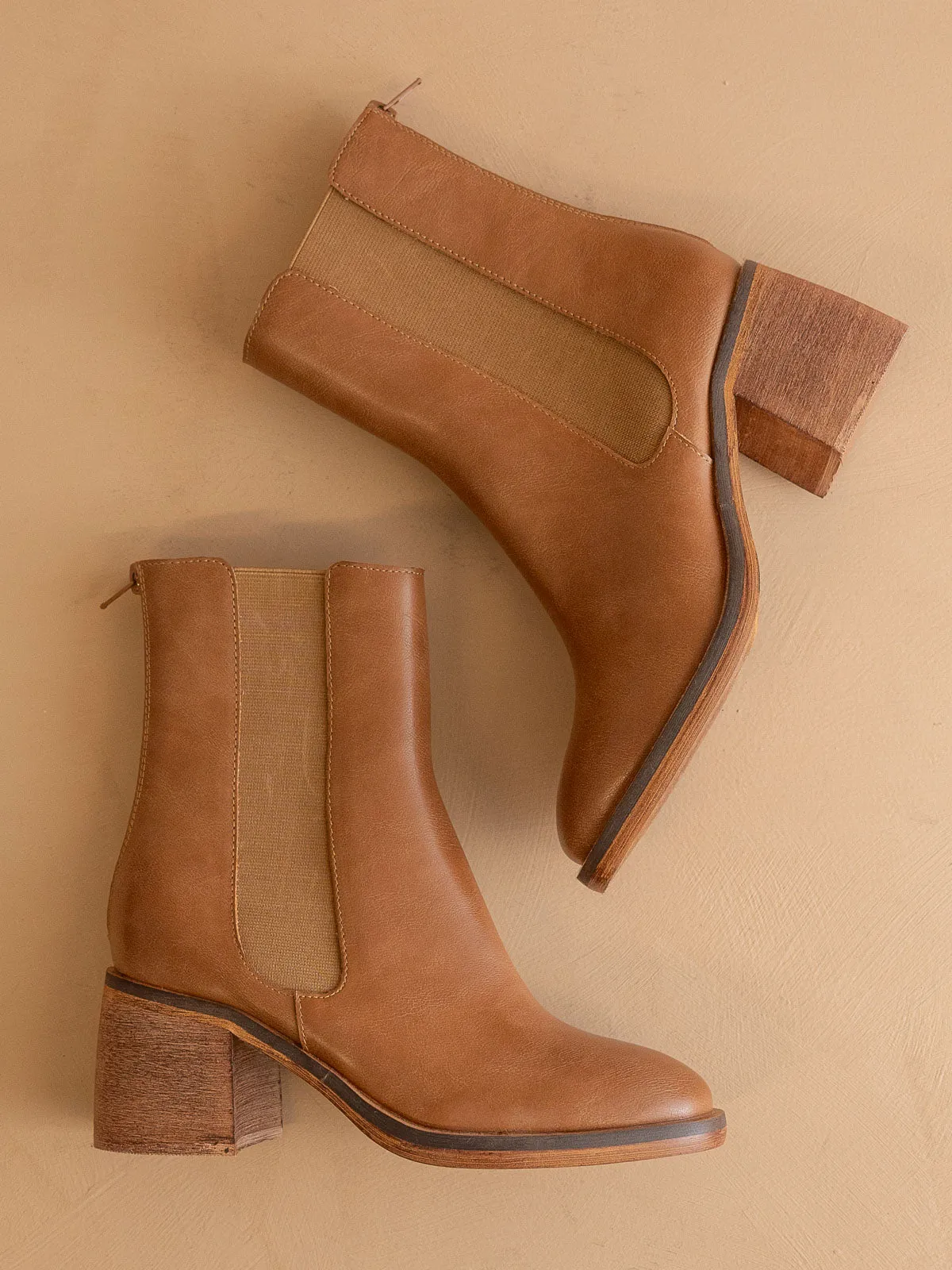 The Olivia | Caramel Chelsea Heel Boots