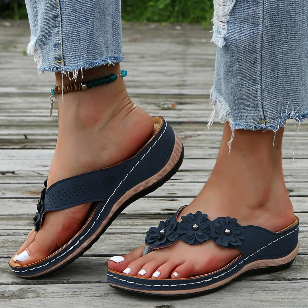 Uniqcloud Retro Studded Flowers Arch Support Wedge Flip Flops