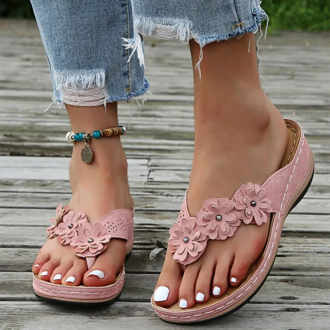 Uniqcloud Retro Studded Flowers Arch Support Wedge Flip Flops