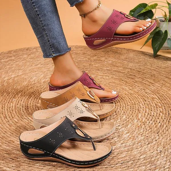 Women's Retro Hollow Wedge Slippers 54482853S