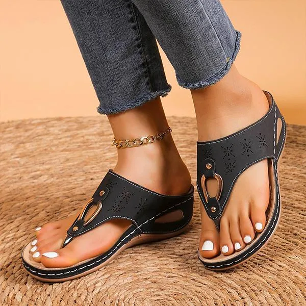 Women's Retro Hollow Wedge Slippers 54482853S