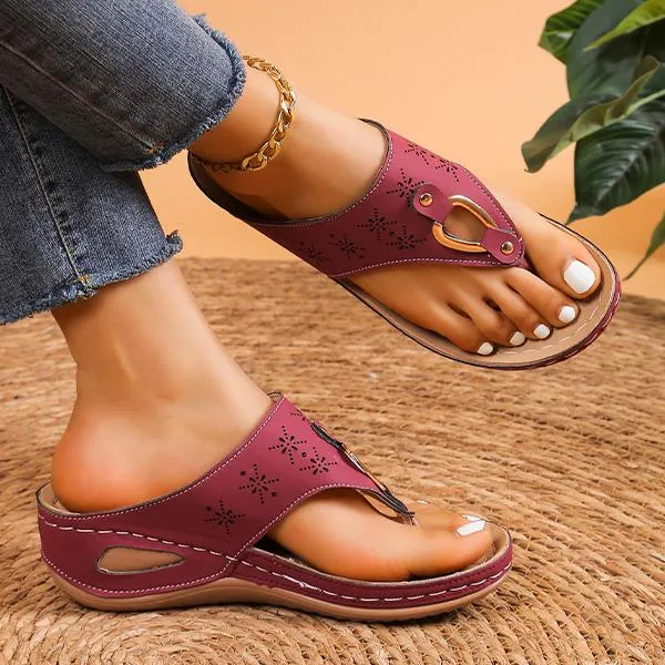 Women's Retro Hollow Wedge Slippers 54482853S